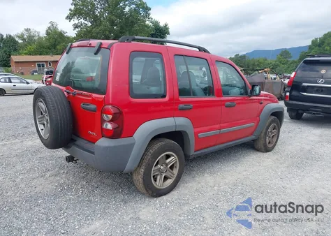 2005 Jeep Liberty Sport z USA, uszkodzony, nr VIN 1J4GL48K95W501910